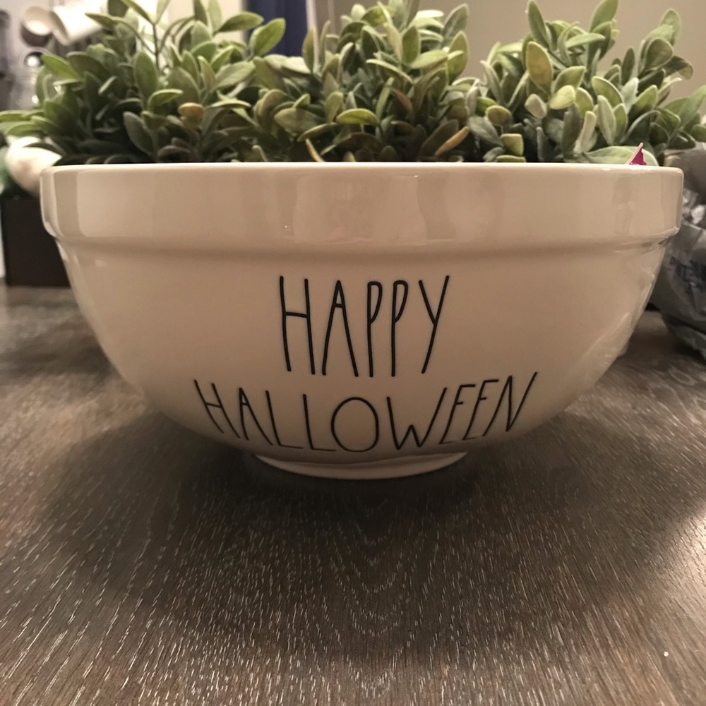 ONE LEFT NEW Rae Dunn HAPPY HALLOWEEN large bowl - Picture 6 of 7